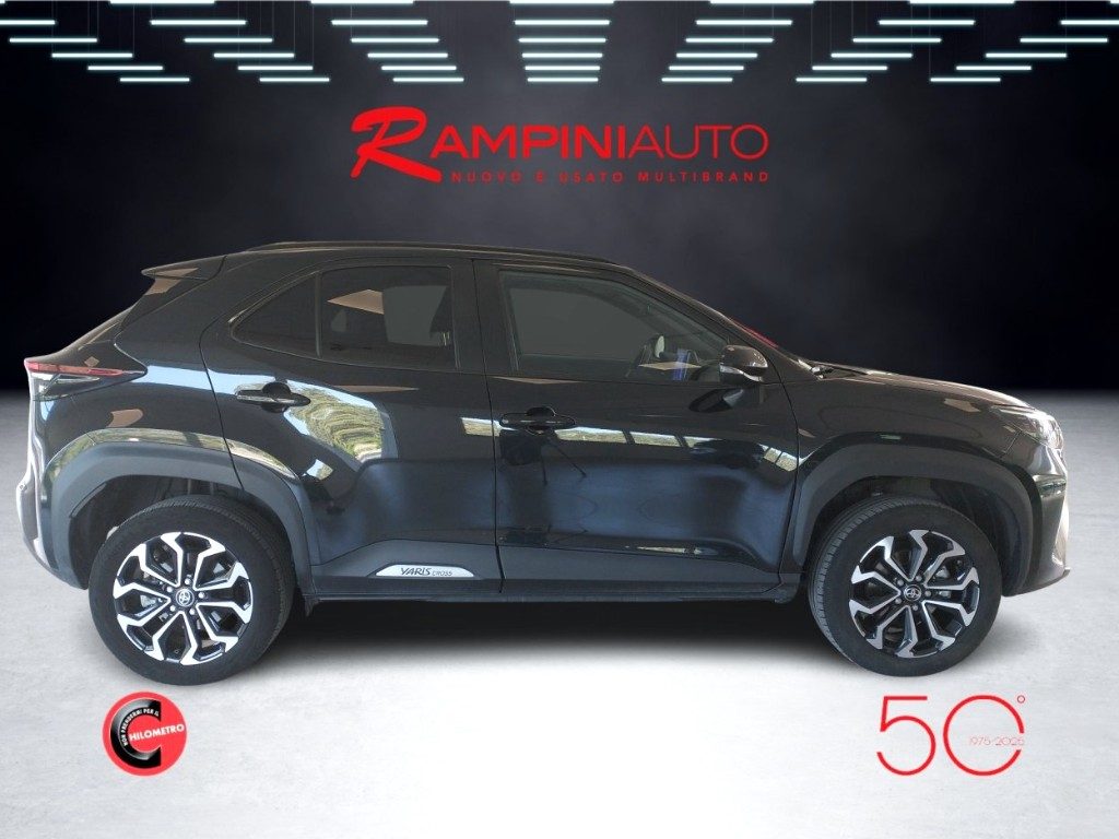 TOYOTA Yaris Cross 1.5 Hybrid E-CVT 4X4 Km 26.000 Unico Prop. - 8