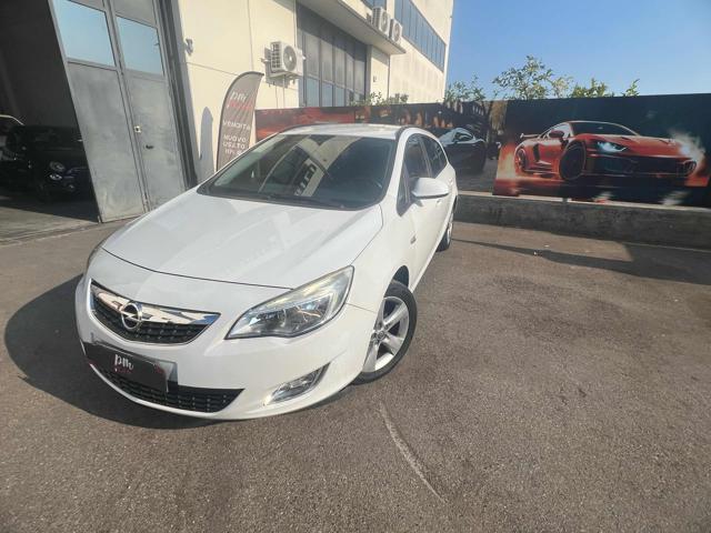 OPEL Astra Bianco metallizzato