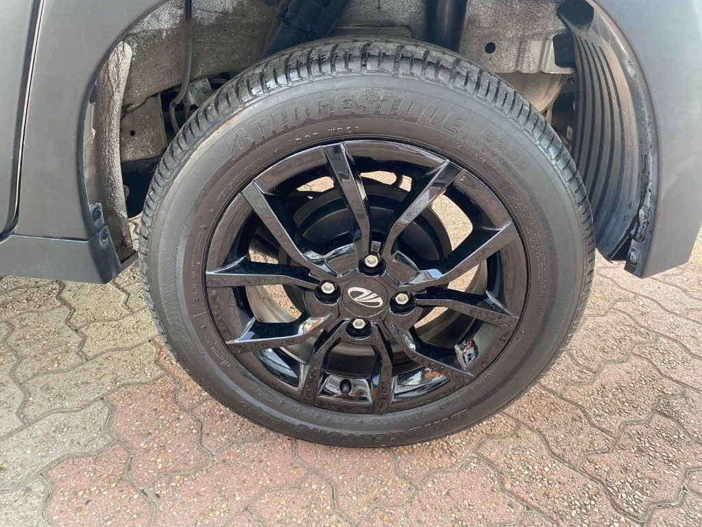 MAHINDRA KUV100 1.2 K8 GPL 5 Posti*Cerchi lega*Sensori*Fendi - 7
