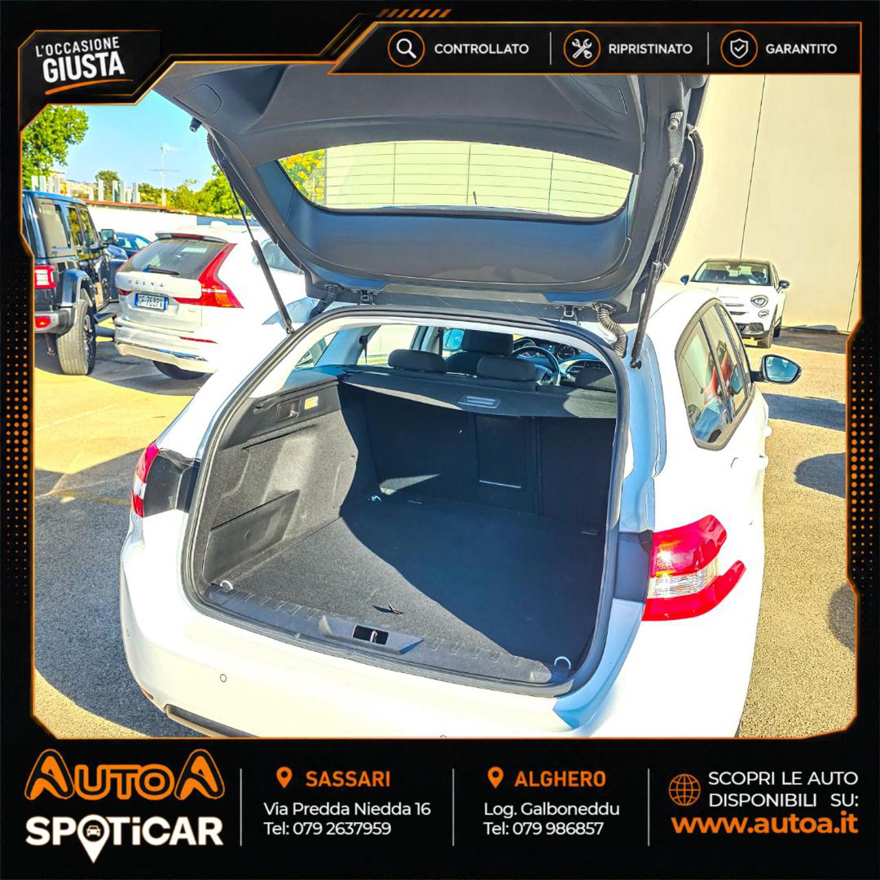 PEUGEOT 308 BlueHDi 100 S&S SW Business - 9