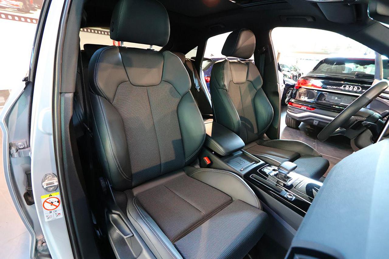 AUDI Q5 40 TDI Sportback Quattro S-Tronic Identity Black - 18