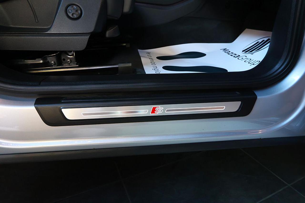 AUDI Q5 40 TDI Sportback Quattro S-Tronic Identity Black - 48