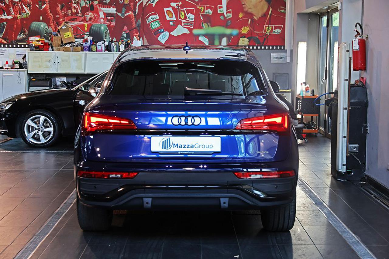 AUDI Q5 40 TDI Sportback Quattro S-Tronic S-Line - 4