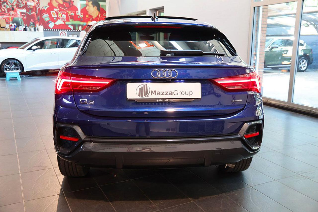 AUDI Q3 35 TDI Sportback Quattro S-Tronic Business Plus - 9