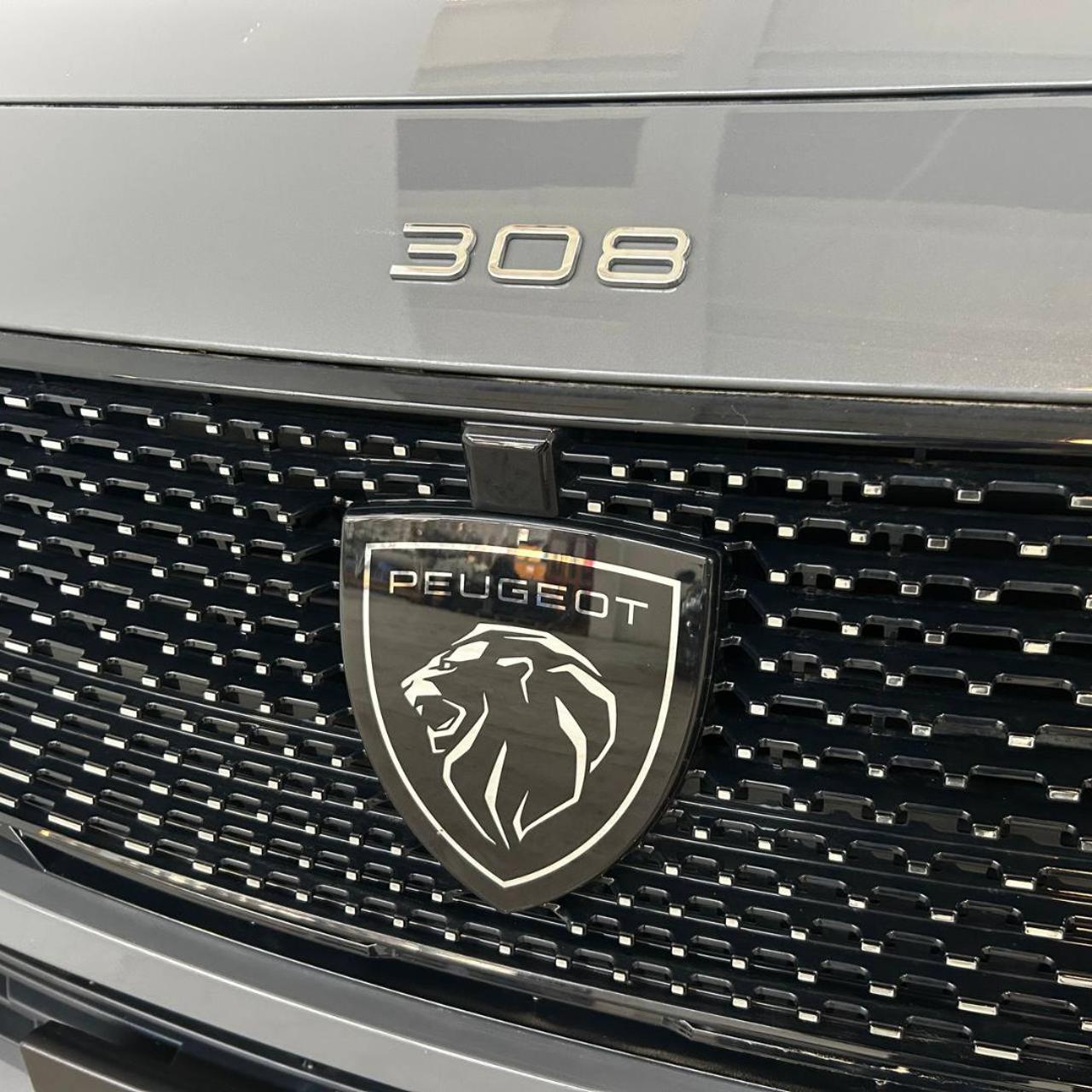 PEUGEOT 308 PureTech Turbo 130 S&S EAT8 SW GT - 37