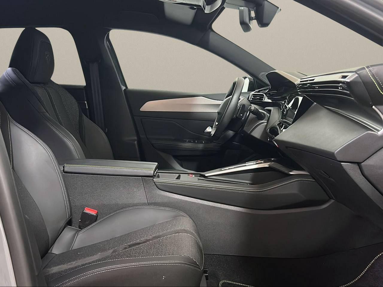 PEUGEOT 308 PureTech Turbo 130 S&S EAT8 SW GT - 11