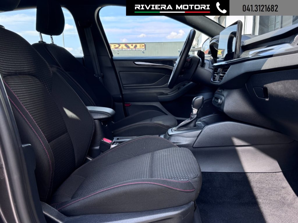 FORD Focus 1.0 EcoBoost Hybrid 125 CV SW ST-Line AUTOMATICA - 8