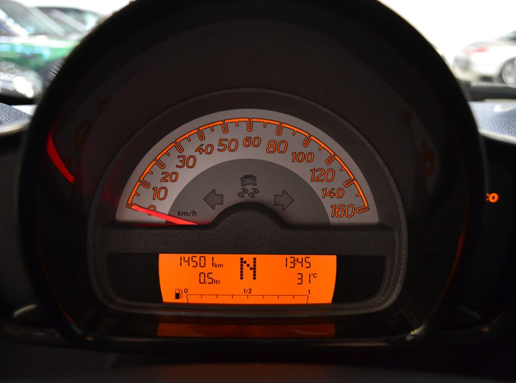 SMART ForTwo 1000 52 kW MHD coupé pure SERVOSTERZO - 8