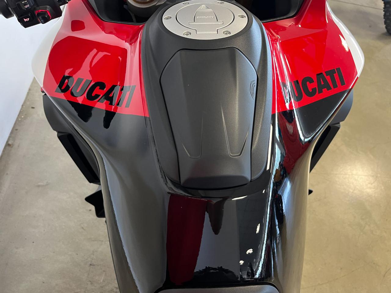DUCATI Multistrada V4 S PIKES PEAK - 10