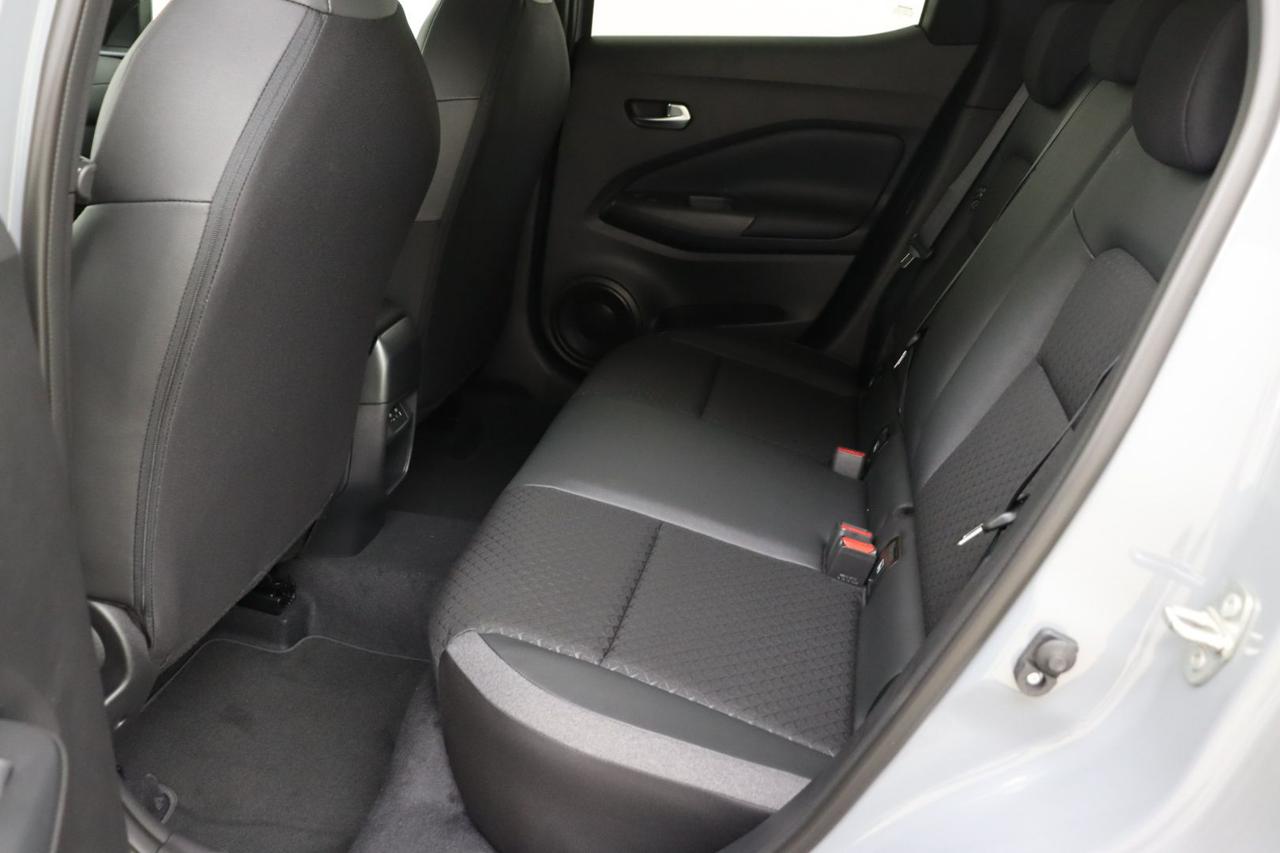 NISSAN Juke 1.0 DIG-T 114 N-Connecta Mt - 23
