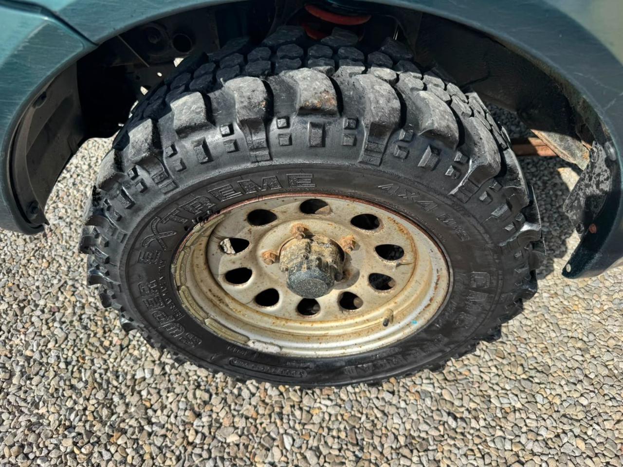SUZUKI Jimny 1.3i 16V cat 4WD JLX - 7