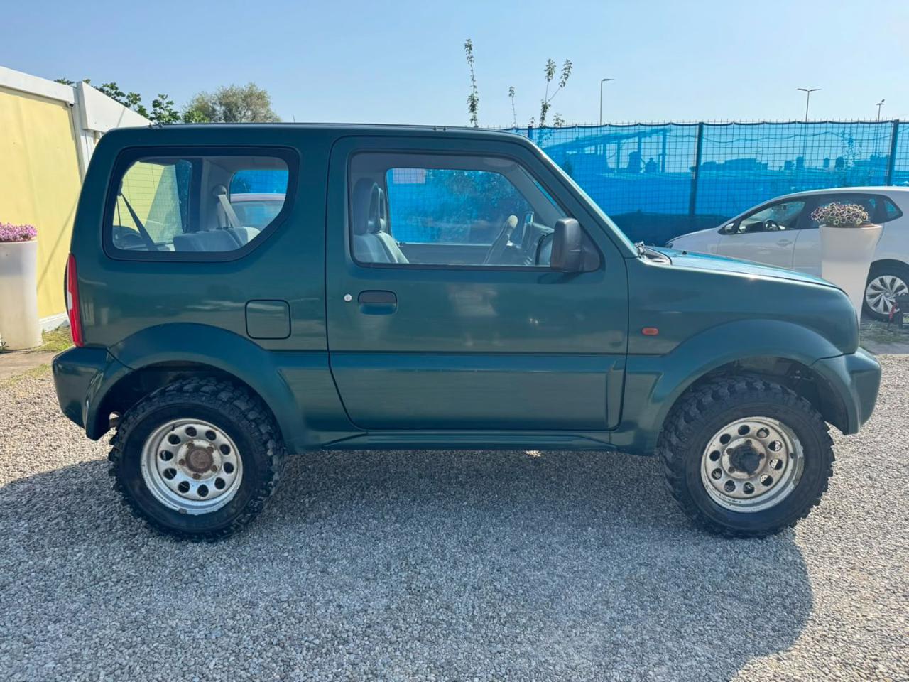 SUZUKI Jimny 1.3i 16V cat 4WD JLX - 4