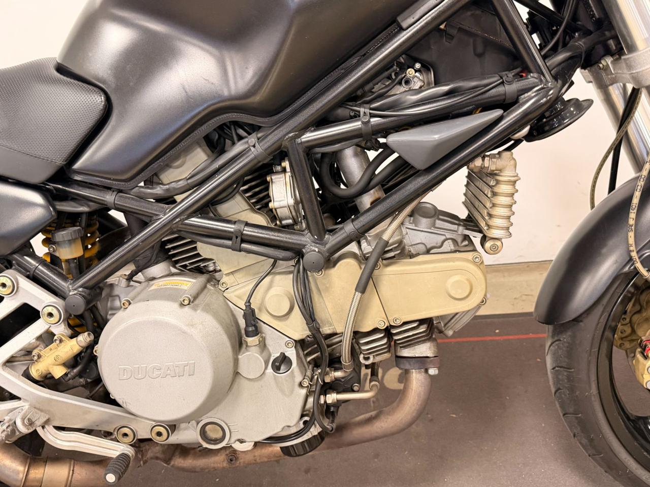 DUCATI Monster 750 BLACK - 5