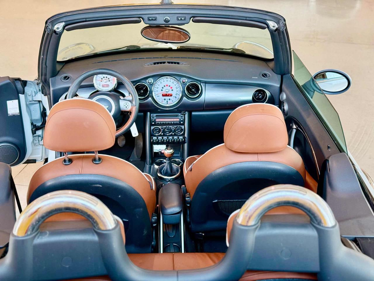 Mini Cabrio One Sidewalk 90cv - immagine 11
