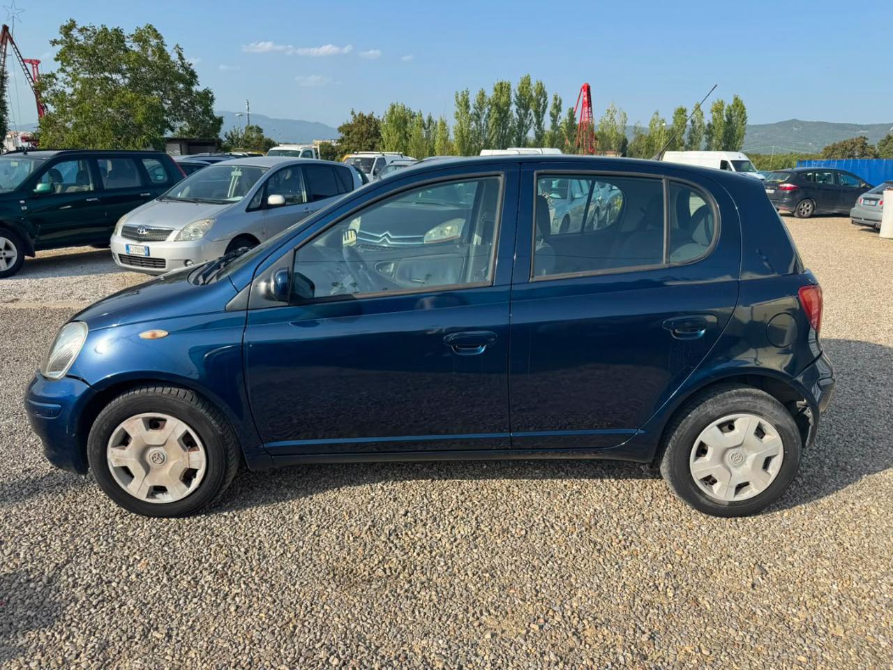 TOYOTA Yaris 1.0i 16V cat 5 porte Sol - 4