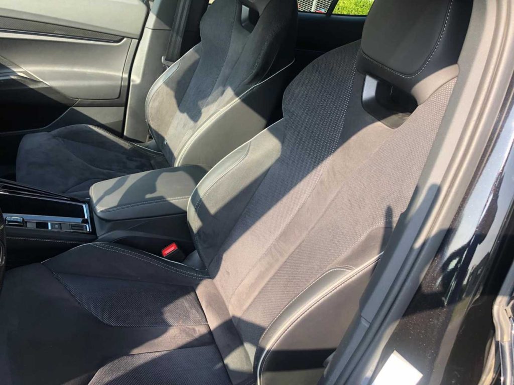 SKODA Enyaq iV 60 SportLine - 10