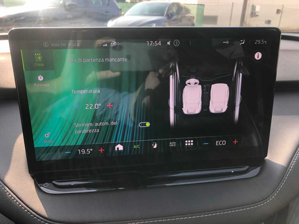 SKODA Enyaq iV 60 SportLine - 15