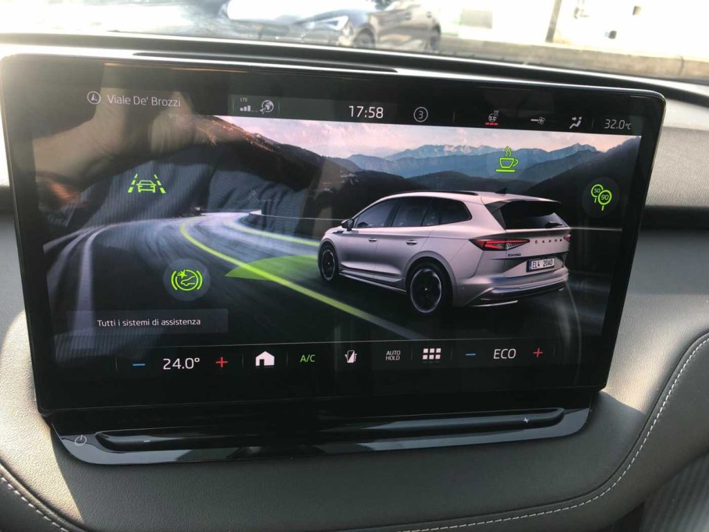 SKODA Enyaq iV 60 SportLine - 17