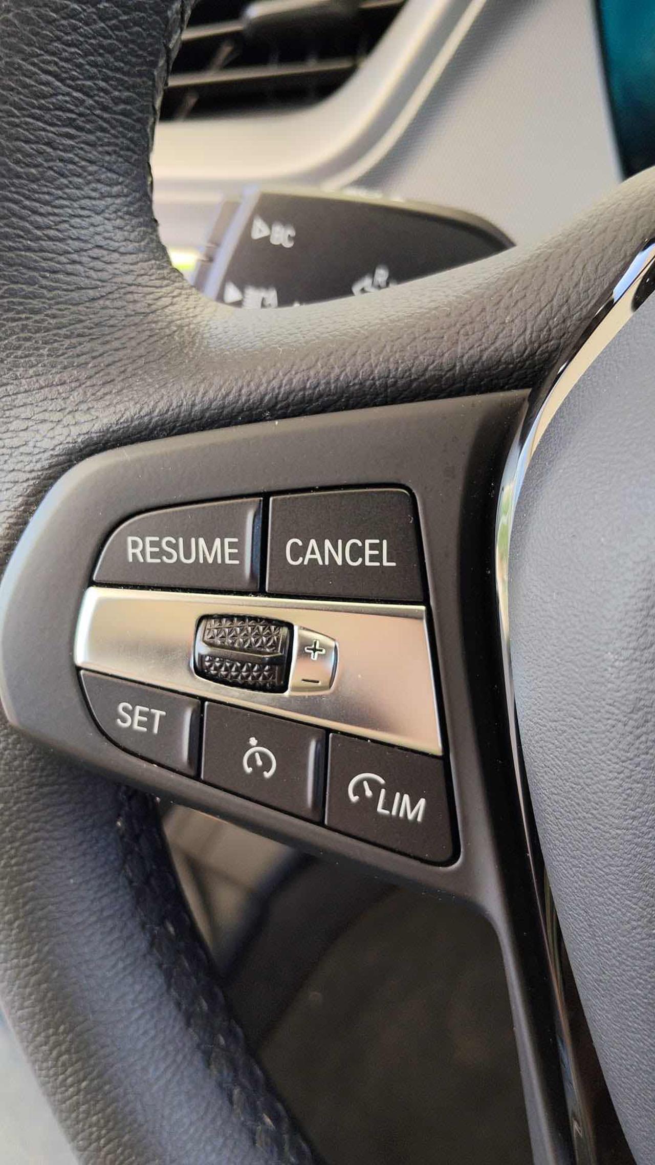 BMW 118 i 5p. Business Advantage AUTOMATICA - 4