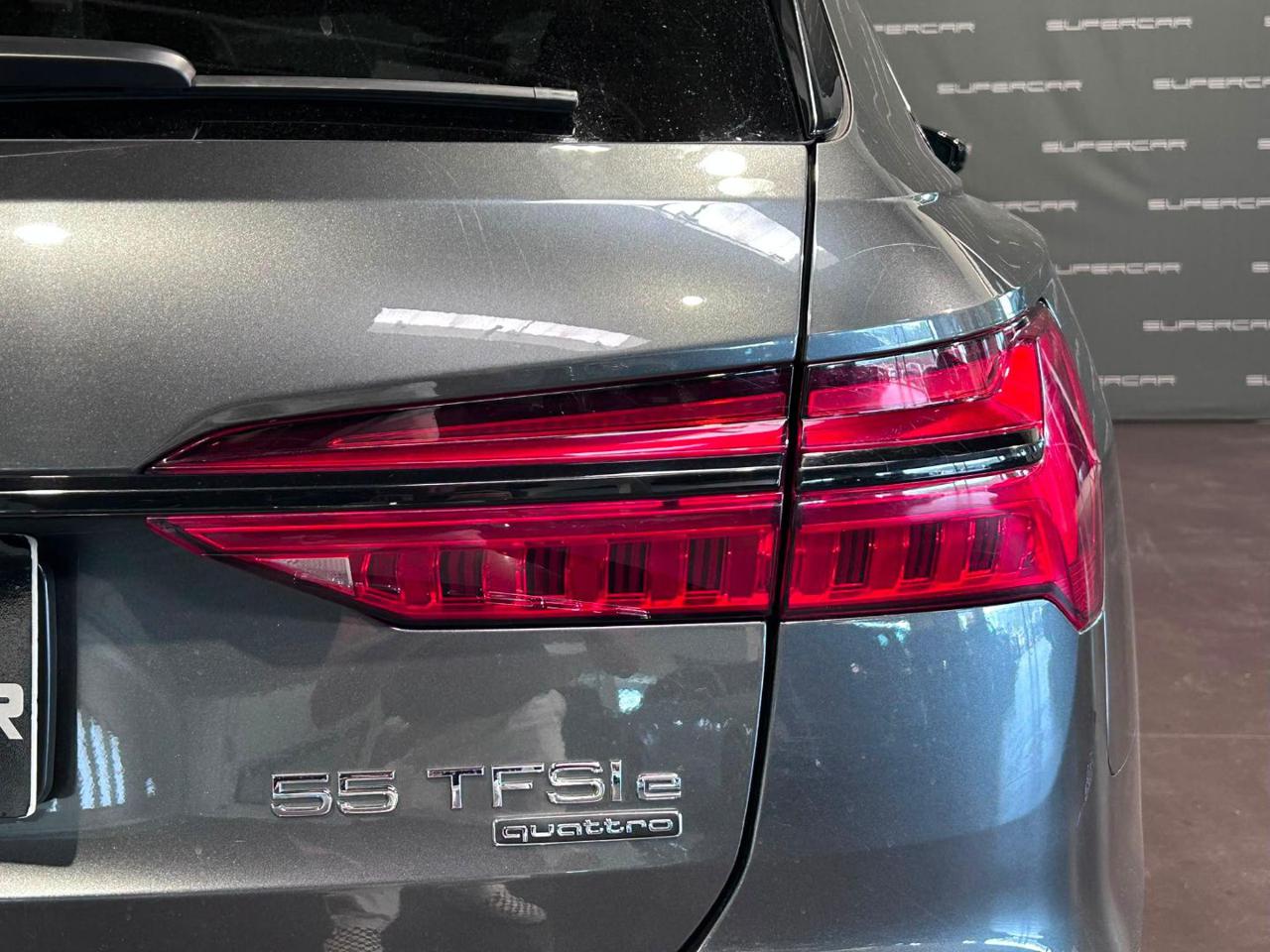 AUDI A6 Avant 55 2.0 TFSI e quattro ultra S tronic S line - 6