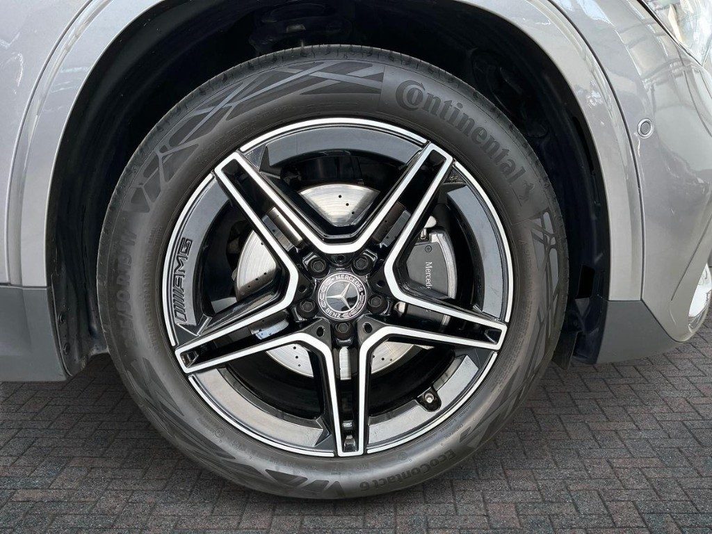 MERCEDES-BENZ GLA 200 d Automatic 4Matic AMG Line Advanced Plus - 17