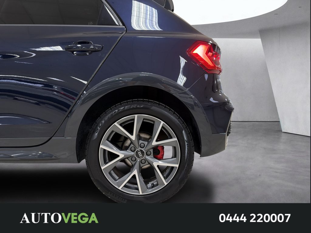 AUDI A1 citycarver 35 1.5 tfsi 150cv s-tronic - 18