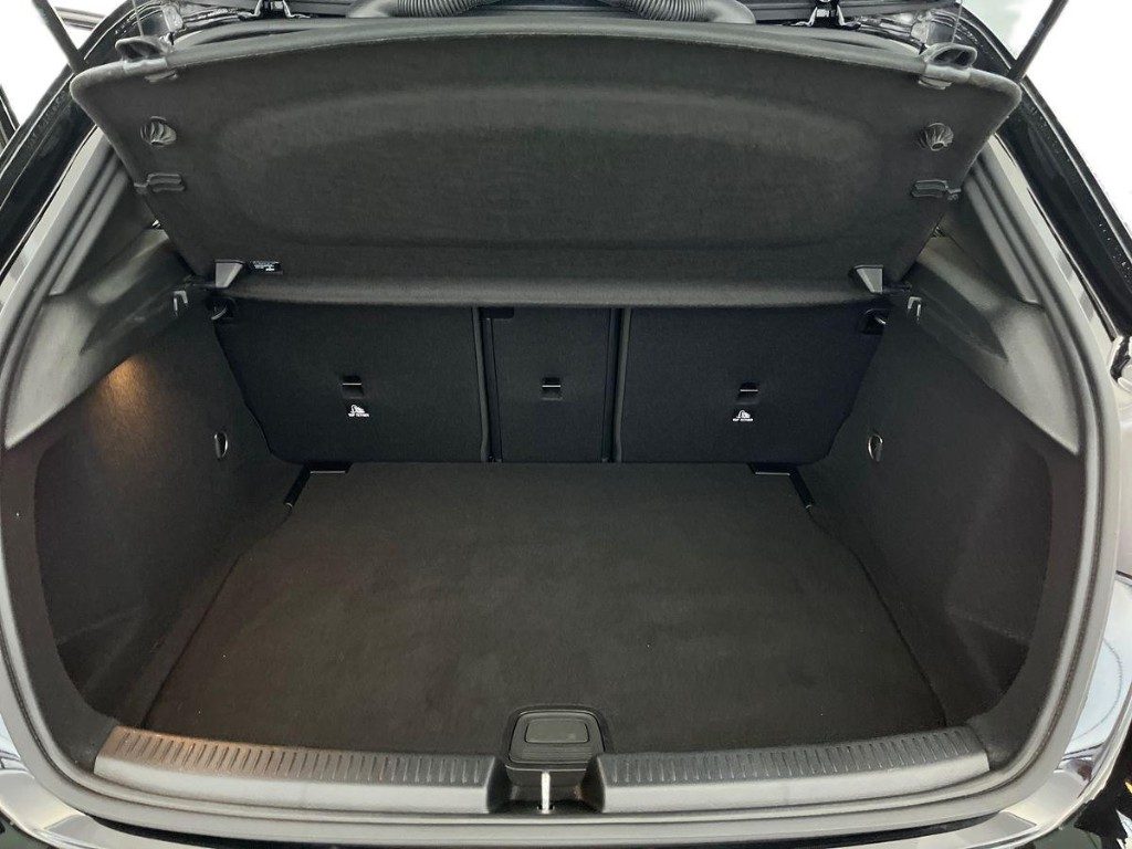 MERCEDES-BENZ A 180 Automatic Premium - 8