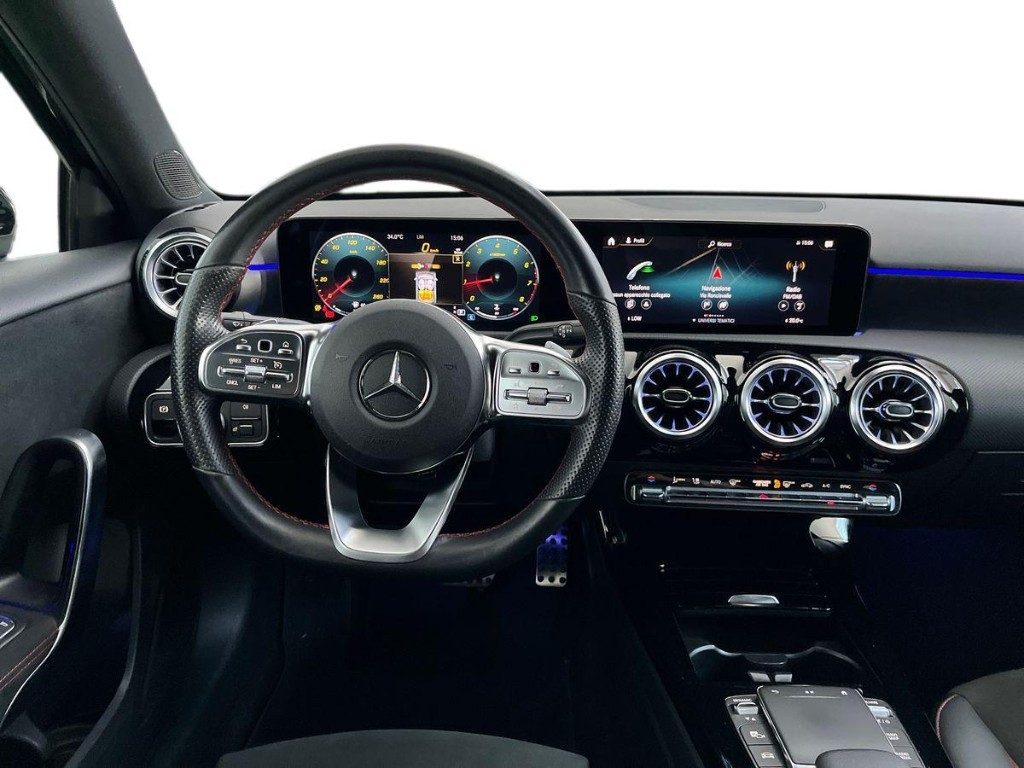 MERCEDES-BENZ A 180 Automatic Premium - 11