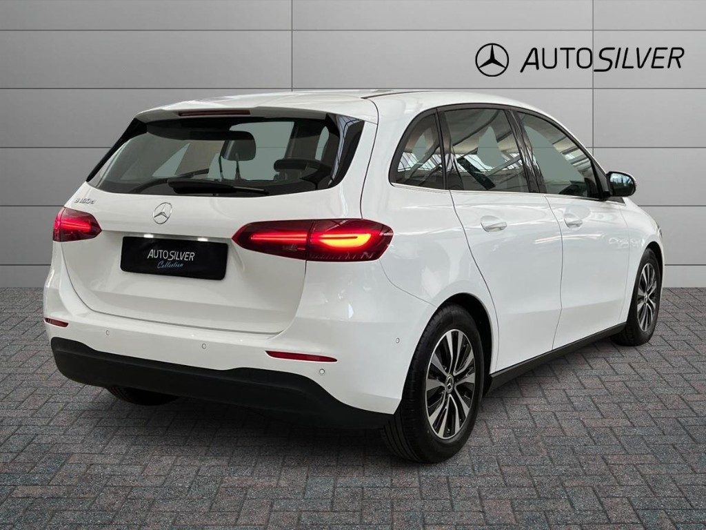 MERCEDES-BENZ B 180 d Automatic Advanced - 2