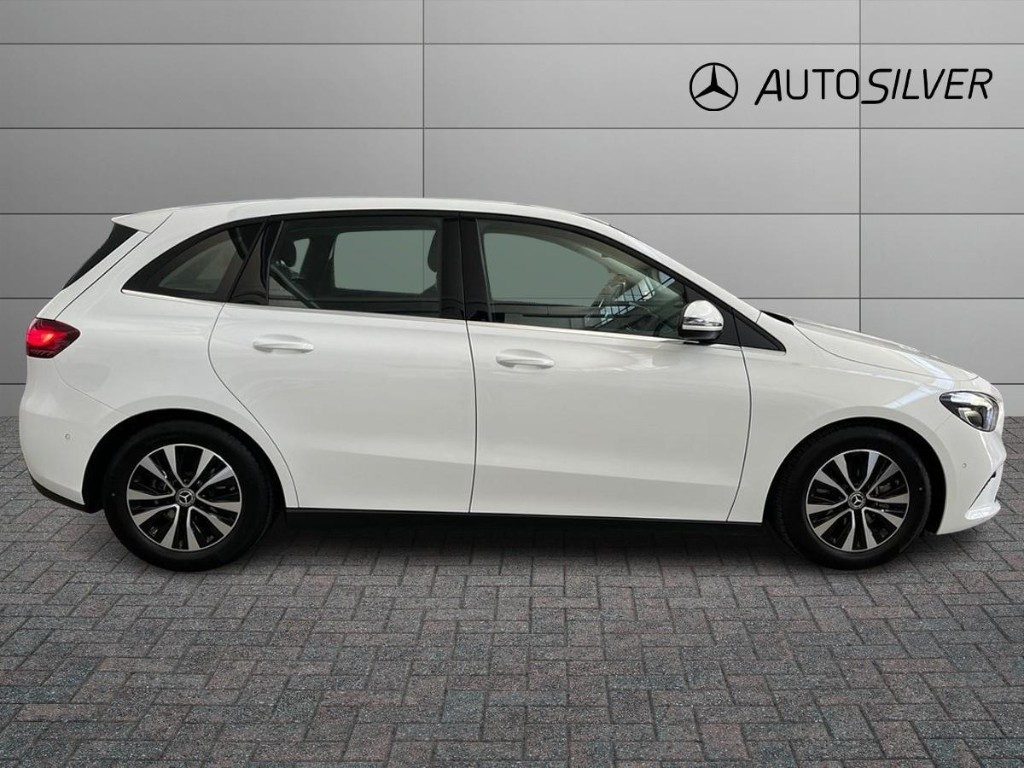 MERCEDES-BENZ B 180 d Automatic Advanced - 5