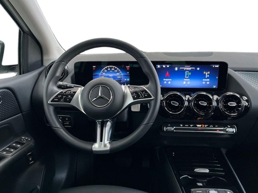MERCEDES-BENZ B 180 d Automatic Advanced - 11