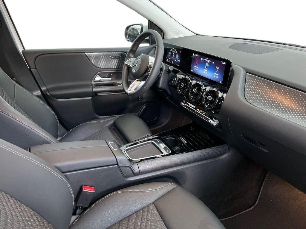 MERCEDES-BENZ B 180 d Automatic Advanced - 15