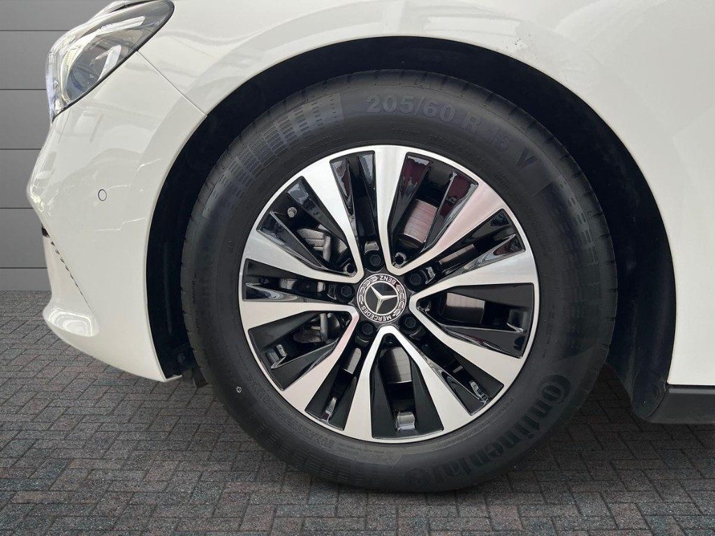 MERCEDES-BENZ B 180 d Automatic Advanced - 17