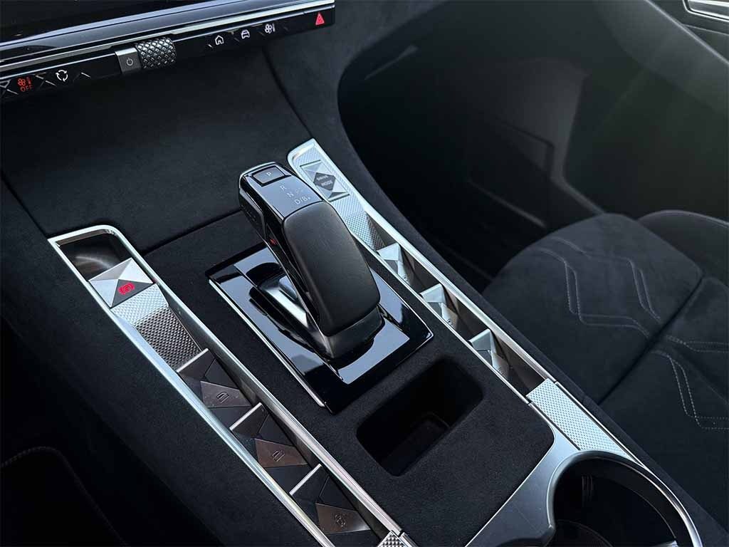DS AUTOMOBILES DS 7 1.6 e-tense phev Performance Line 4x4 300cv PREZZO - 17