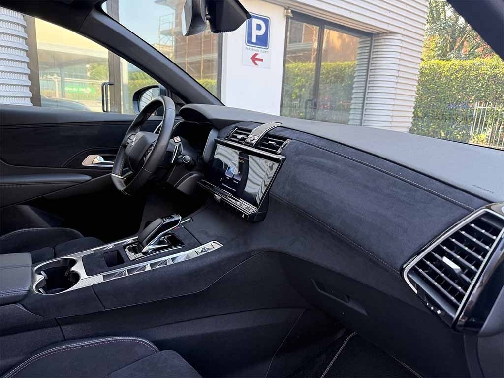 DS AUTOMOBILES DS 7 1.6 e-tense phev Performance Line 4x4 300cv PREZZO - 28
