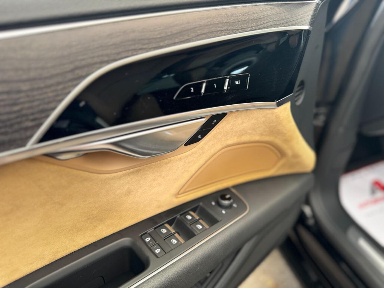AUDI A8 50 TDI 286cv MHEV Quattro - Solo 25.400 km - 22