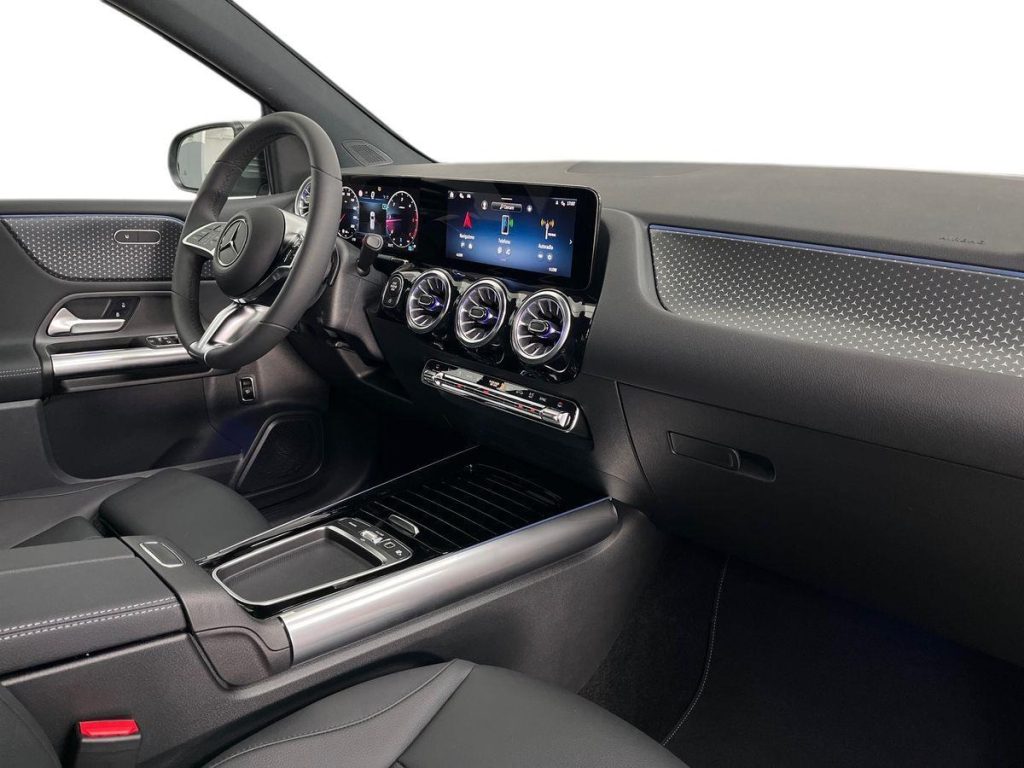 MERCEDES-BENZ B 180 Automatic Progressive Advanced Plus Street Edit - 16