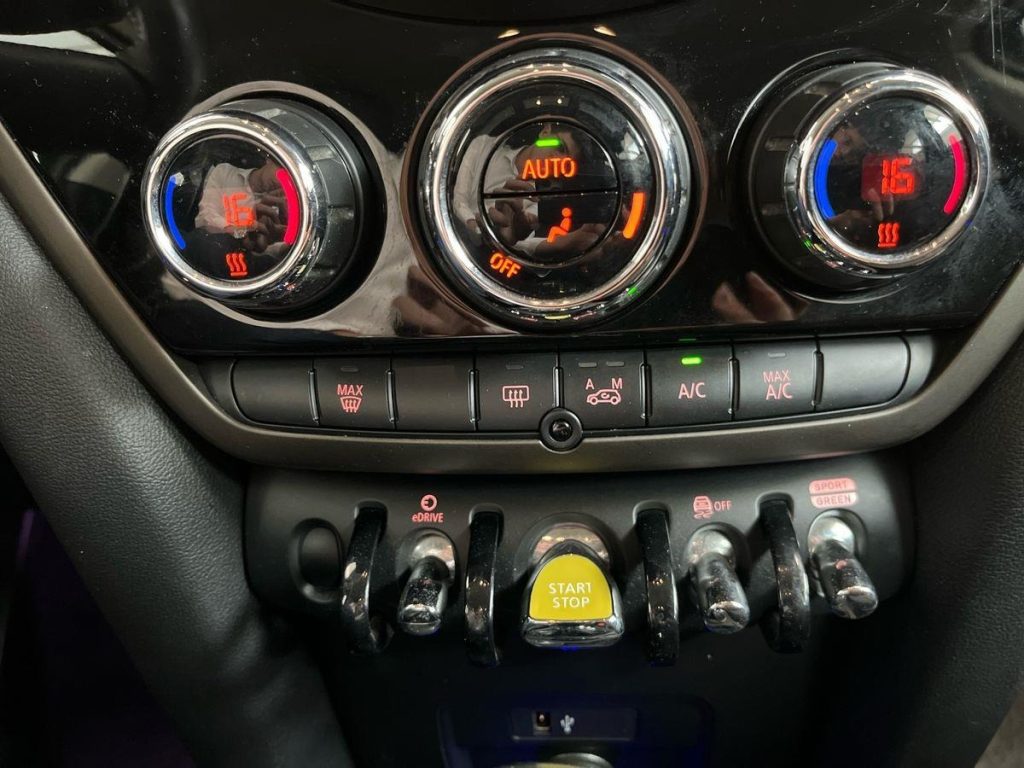 MINI Countryman 1.5 Cooper SE Countryman ALL4 Automatica - 14