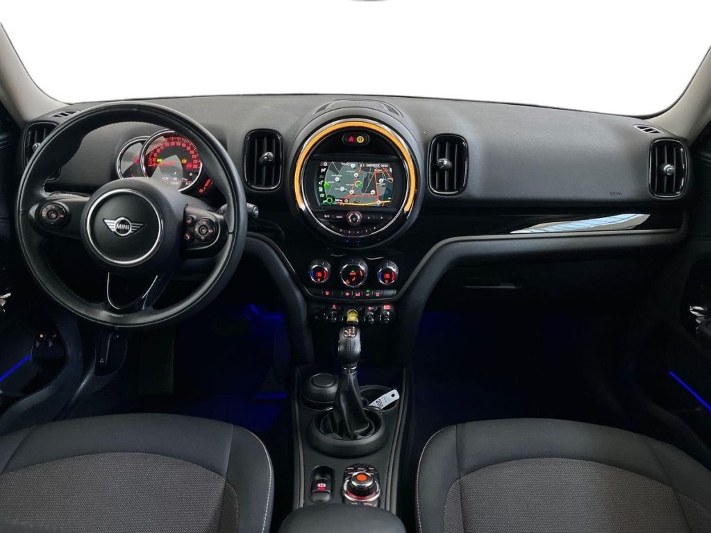 MINI Countryman 1.5 Cooper SE ALL4 Automatica - 9