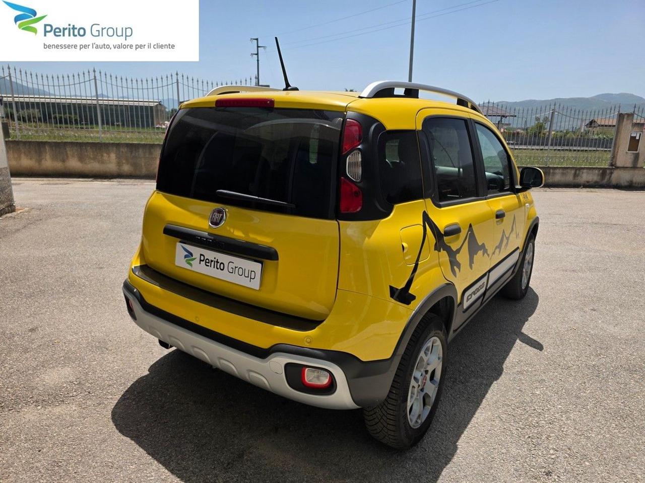 FIAT Panda Cross 0.9 TwinAir Turbo S&S 4x4 con gancio traino - 2
