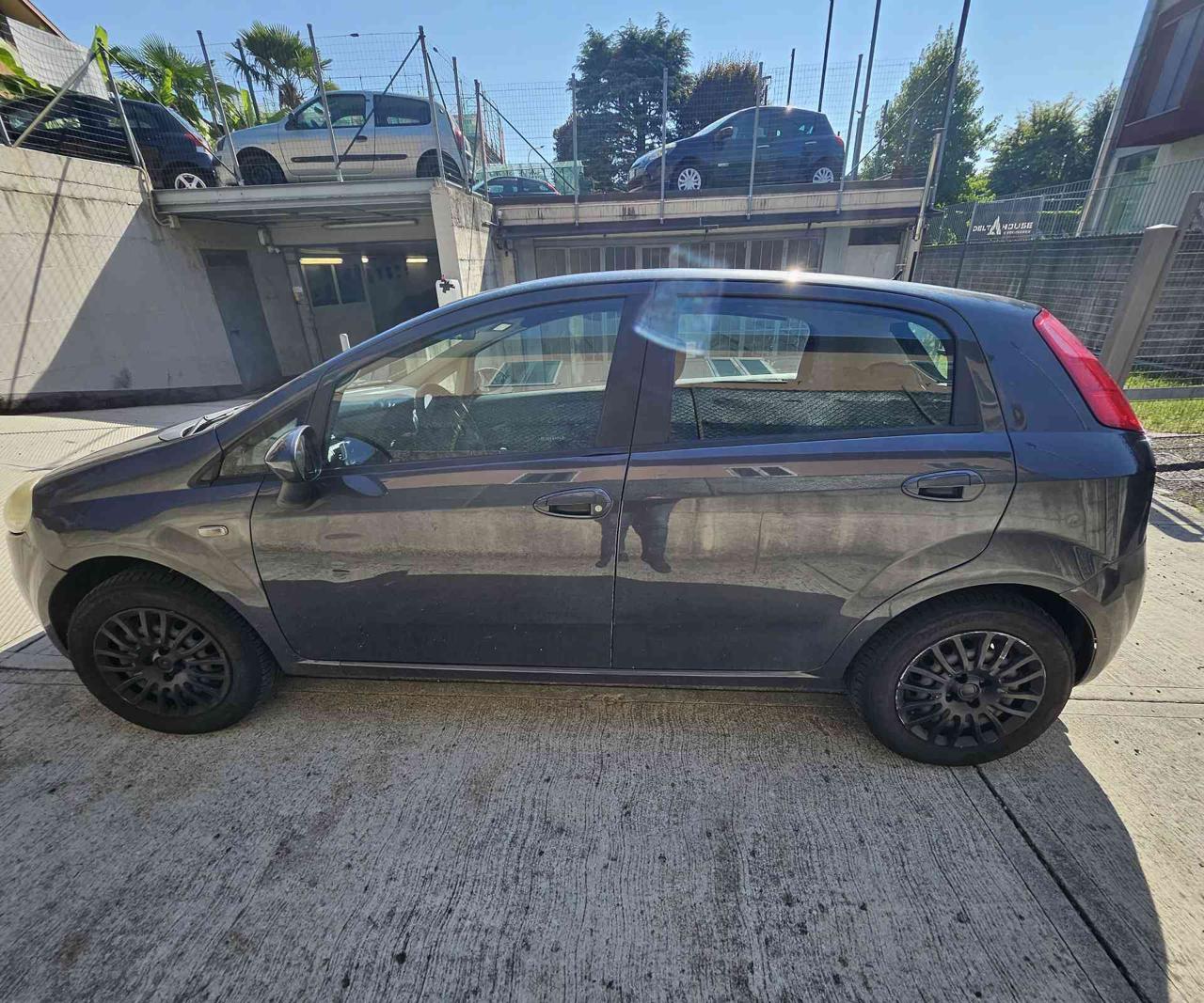 FIAT Grande Punto 1.4 5 porte Dynamic - 4
