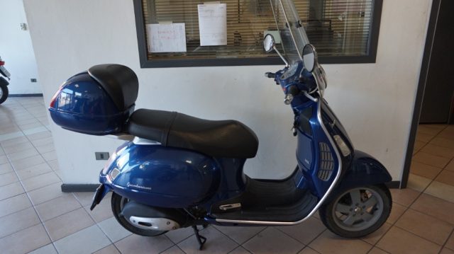 VESPA GTS 250 Blu metallizzato
