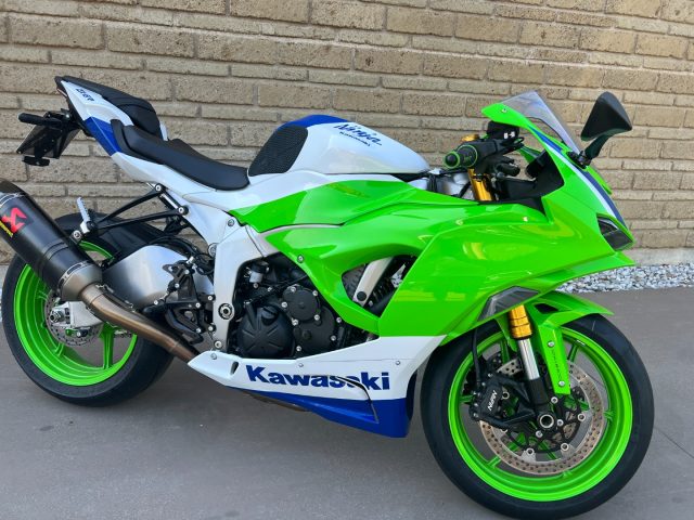 KAWASAKI Ninja 636 ZX-6R Verde pastello