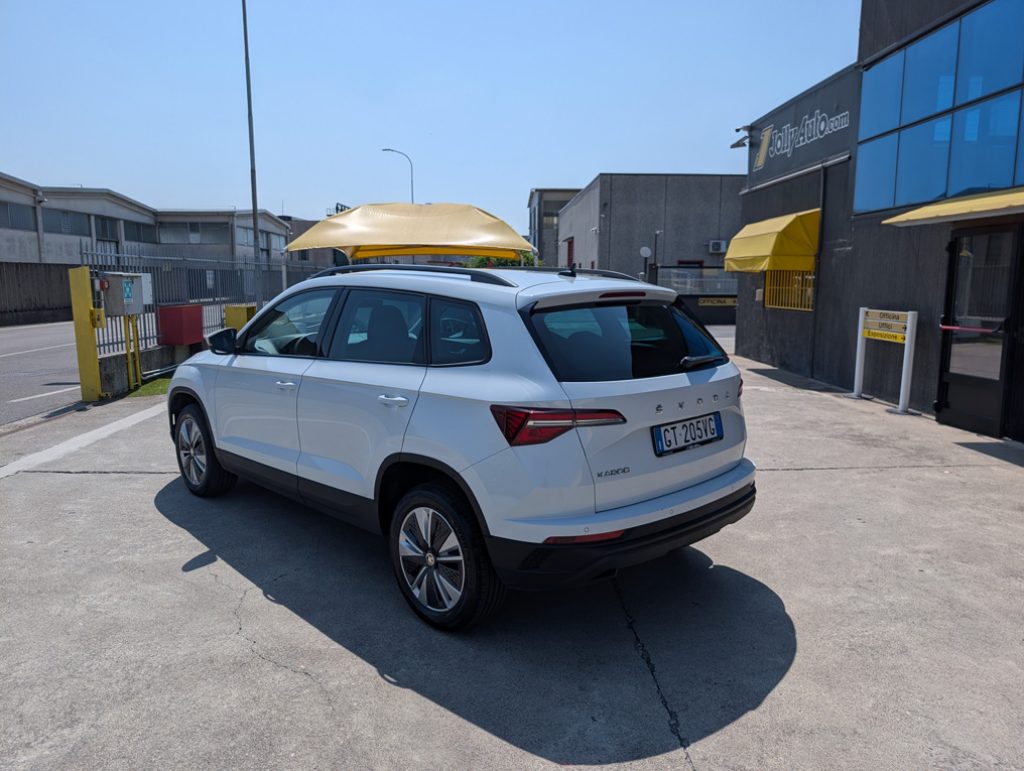 SKODA Karoq 2.0 TDI EVO SCR 115 CV DSG Executive - 19