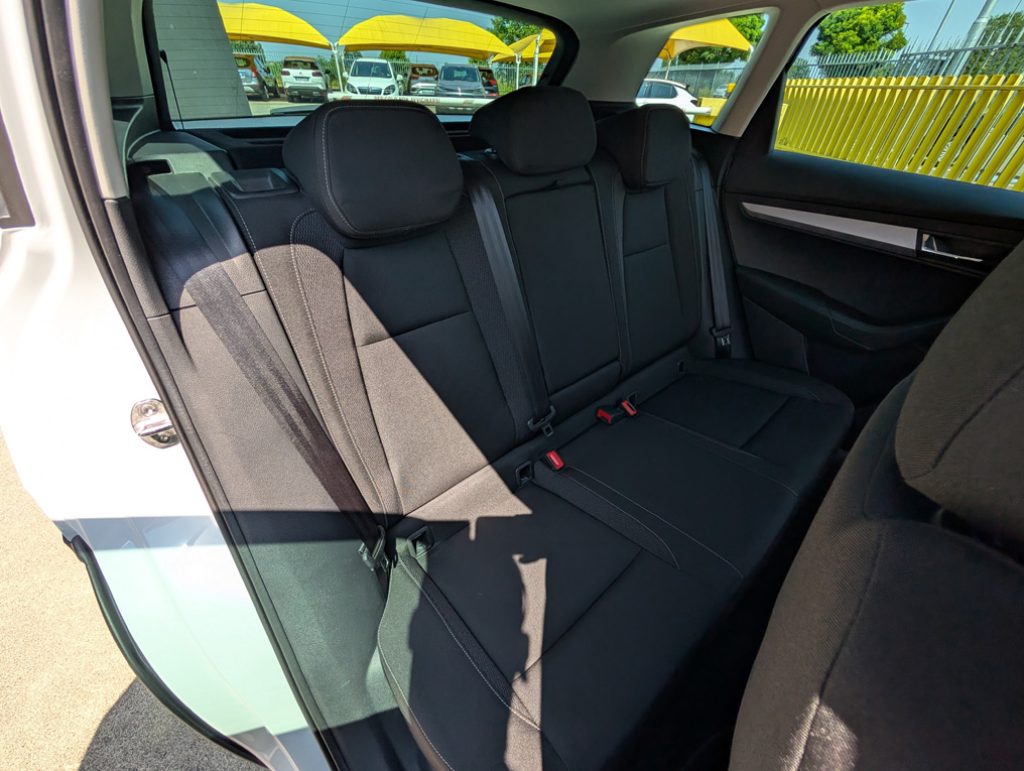 SKODA Karoq 2.0 TDI EVO SCR 115 CV DSG Executive - 25