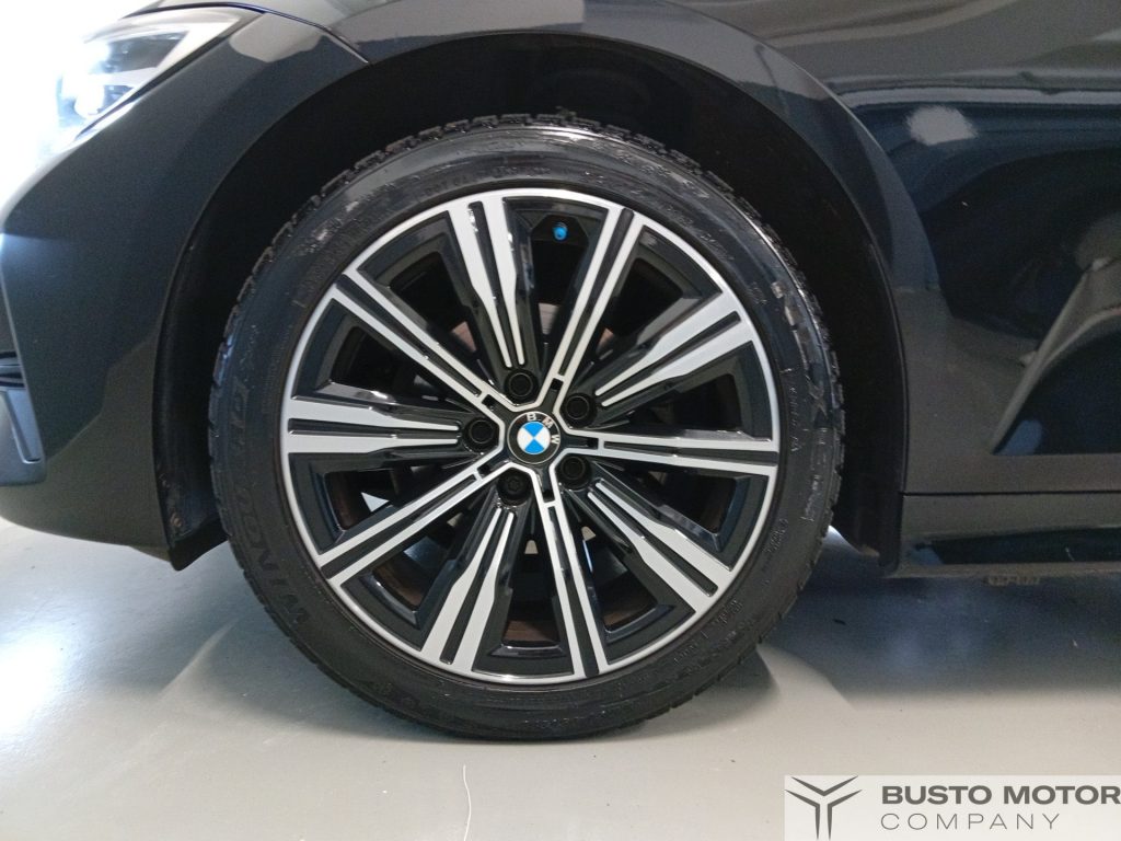 BMW 318 318d Touring mhev 48V Business Advantage auto - 8