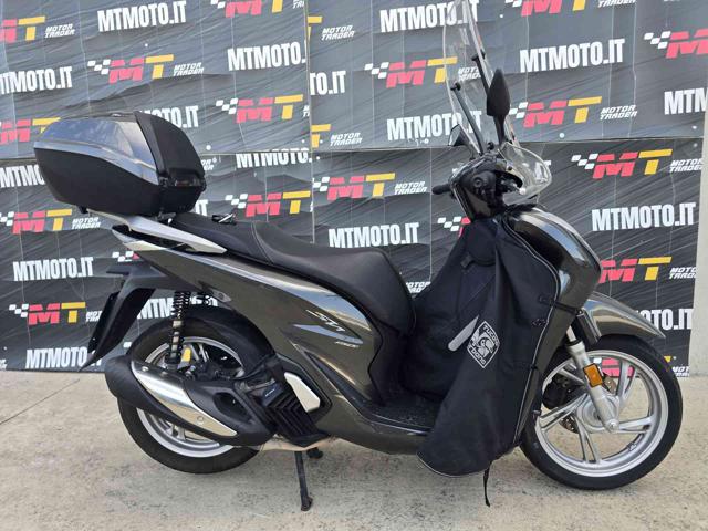HONDA SH 150 Grigio scuro metallizzato