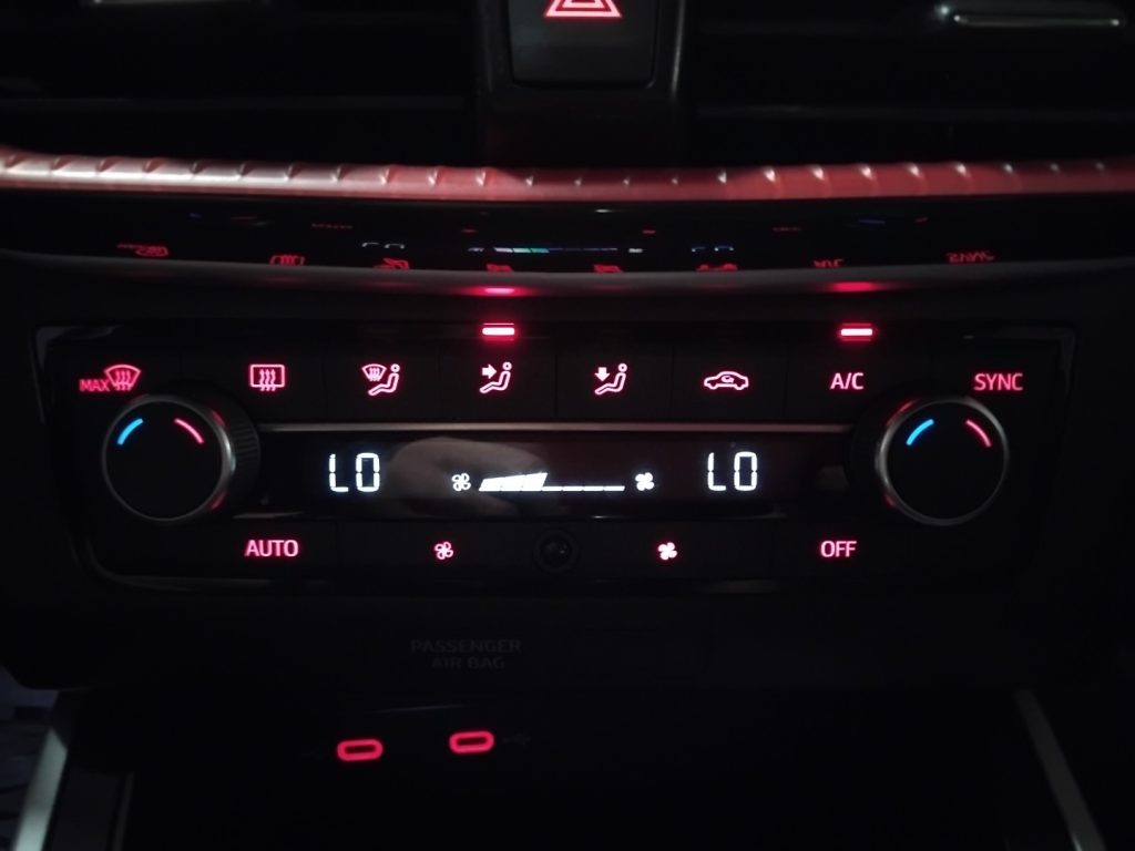 SEAT Arona 1.0 EcoTSI DSG FR 17 LED C/GRIMALDI SPECIAL DAY - 20