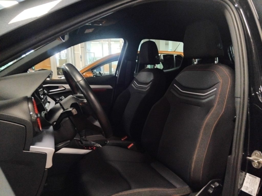 SEAT Arona 1.0 EcoTSI DSG FR 17 LED C/GRIMALDI SPECIAL DAY - 15
