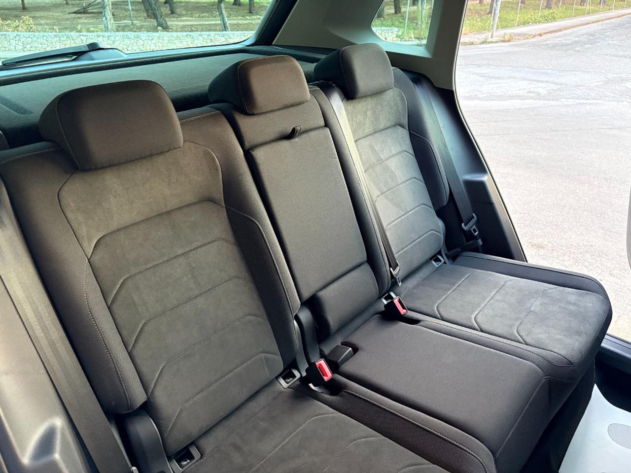 VOLKSWAGEN Tiguan 2.0 TDI 150 CV SCR DSG Elegance VIRTUAL - 23